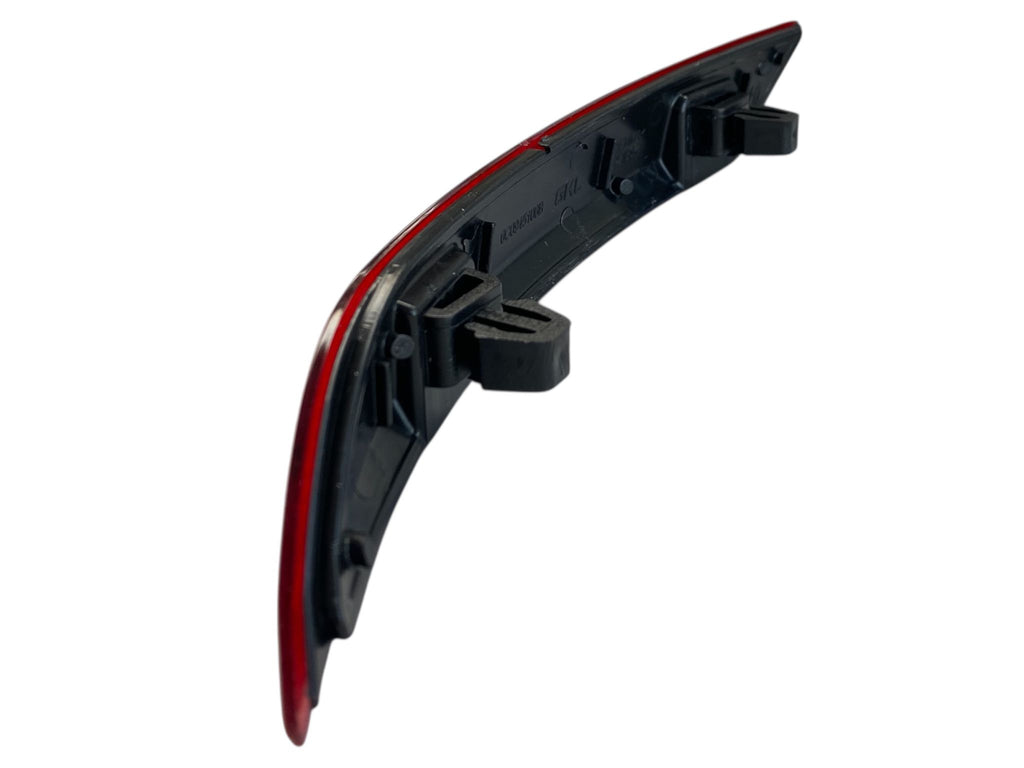 Right Rear Bumper Reflector Stop Lamb Red Lens For VW POLO HATCBACK 2014 to 2017 6R0945106C