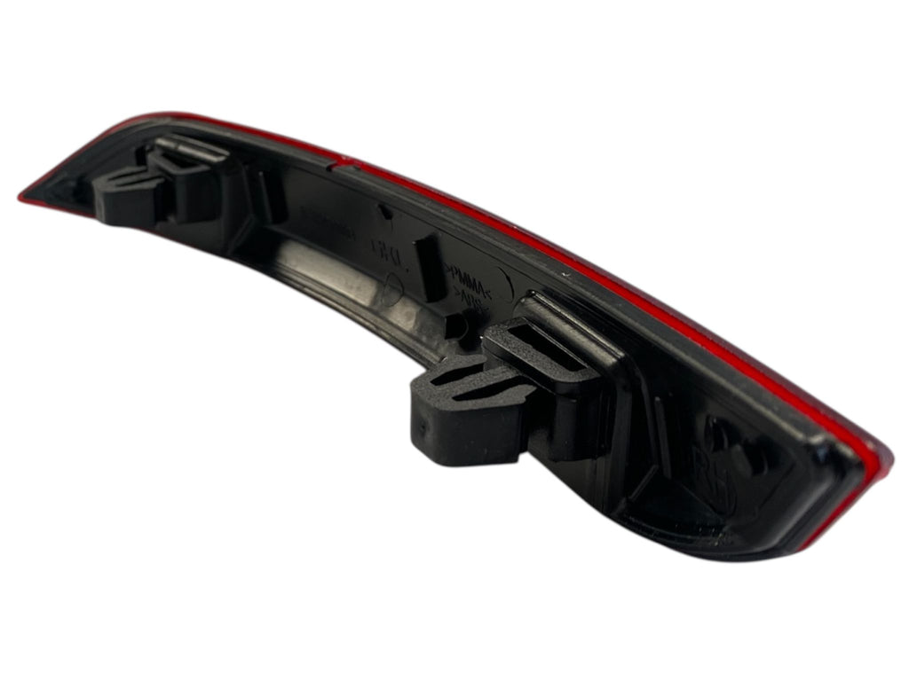 Right Rear Bumper Reflector Stop Lamb Red Lens For VW POLO HATCBACK 2014 to 2017 6R0945106C