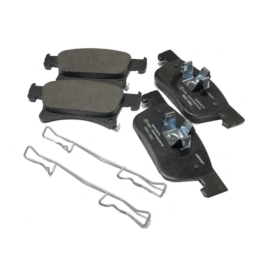 GENUINE GM VAUXHALL OPEL ADAM CORSA MK IV CORSAVAN MK IV FRONT BRAKE DISC PAD SET, 95524973
